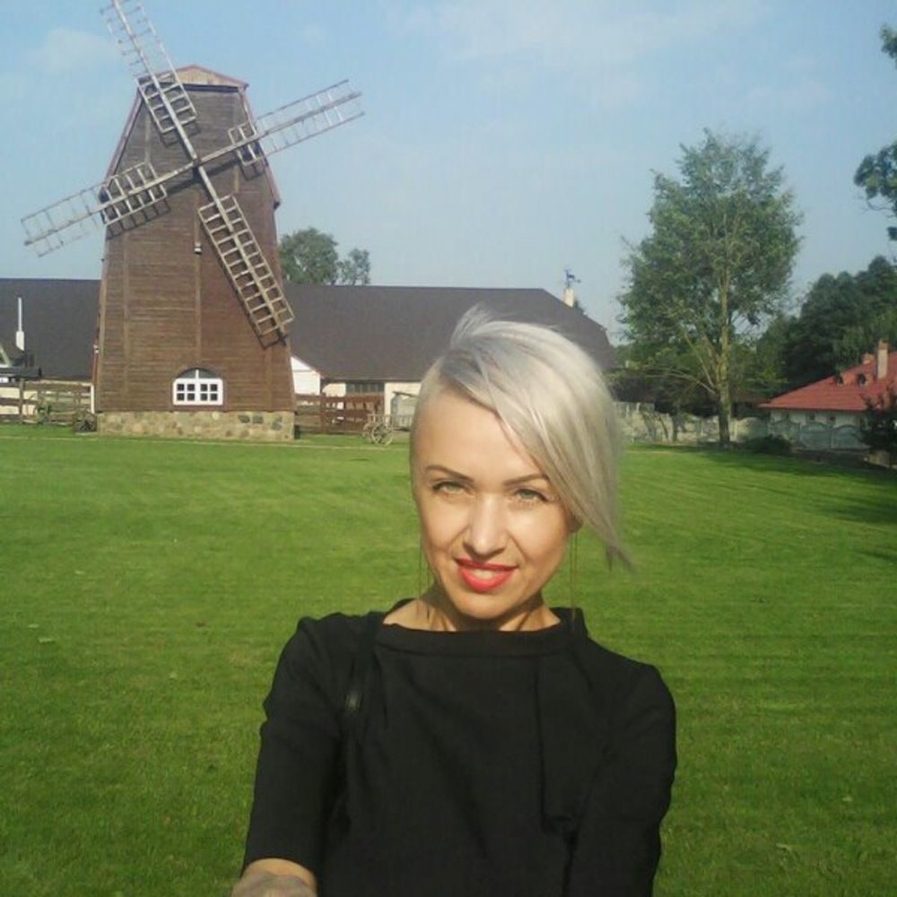 Meet your Posher, Natali